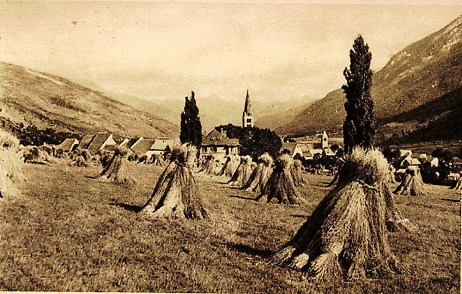 Monetier-les-Bains_gerbes_de_blé